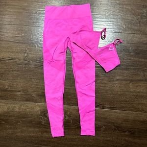 Violate the Dresscode hot pink camo set